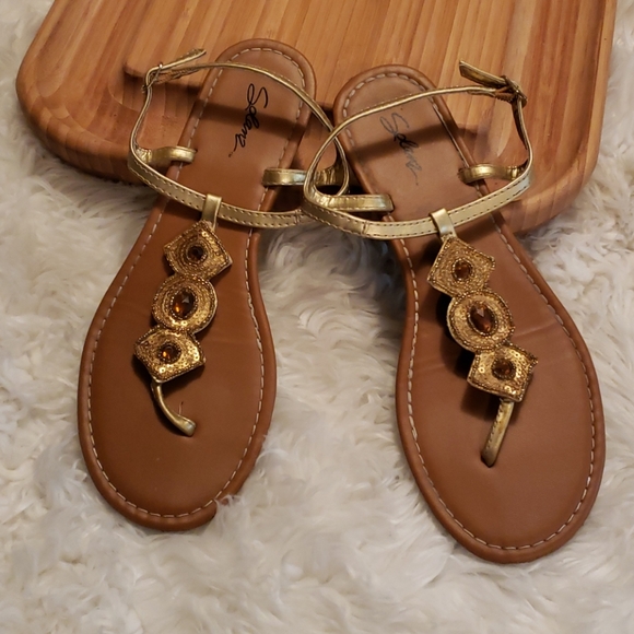 Solanz Shoes - Solanz Tan & Gold Sandals Size 8